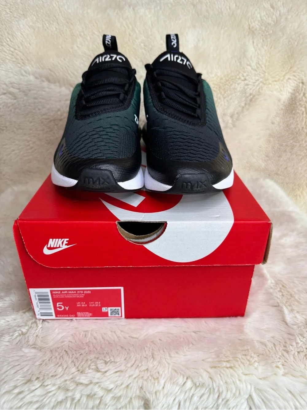 New in Box - Nike Air Max 270 (Size 5Y)